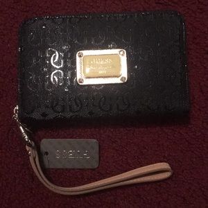 Guess wristlet